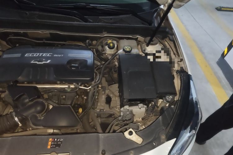 Used Chevrolet Malibu 2014 2.0L Automatic Luxury Edition Engine Bay Left