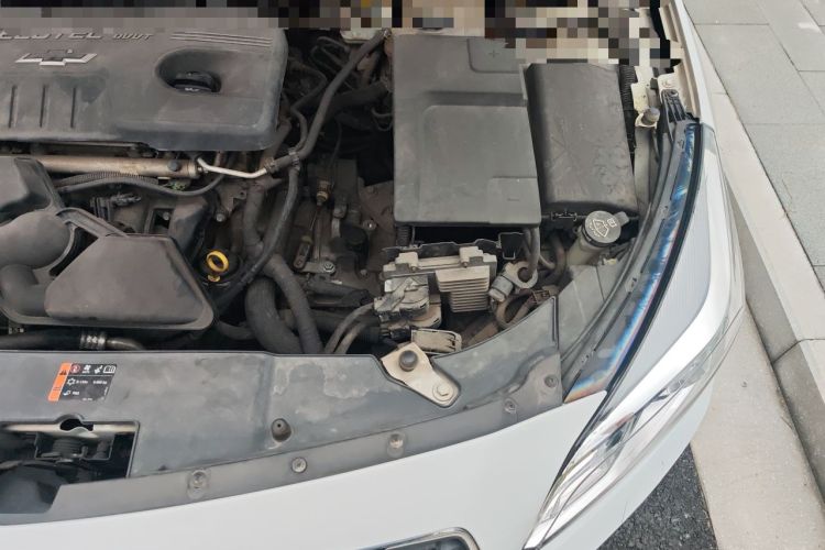 Used Chevrolet Malibu 2014 2.0L Automatic Luxury Edition Engine Bay Left