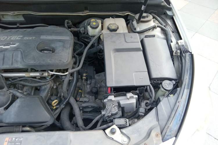 Used Chevrolet Malibu 2014 2.0L Automatic Luxury Edition Engine Bay Left