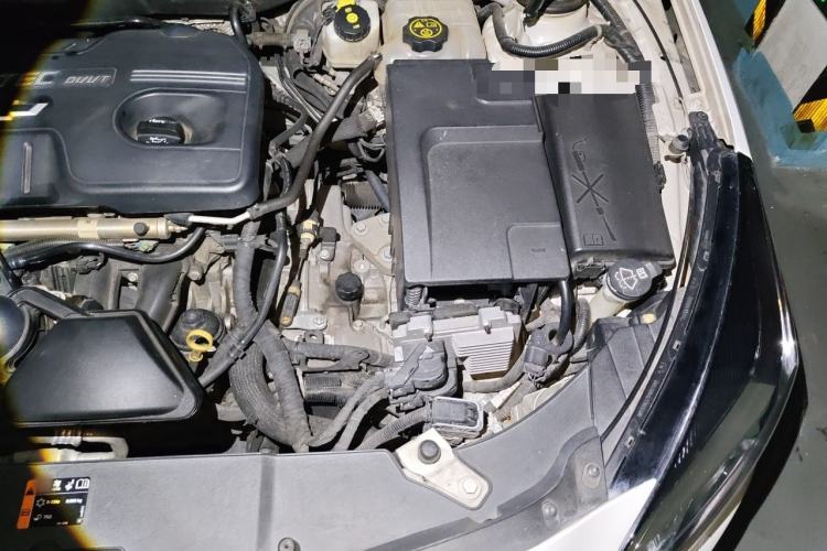 Used Chevrolet Malibu 2014 2.0L Automatic Luxury Edition Engine Bay Left