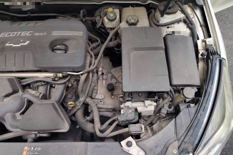 Used Chevrolet Malibu 2014 2.0L Automatic Luxury Edition Engine Bay Left