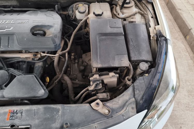 Used Chevrolet Malibu 2014 2.0L Automatic Luxury Edition Engine Bay Left