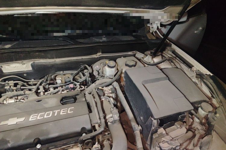 Used Chevrolet Malibu 2014 1.6T Automatic Comfort Edition Engine Bay Left