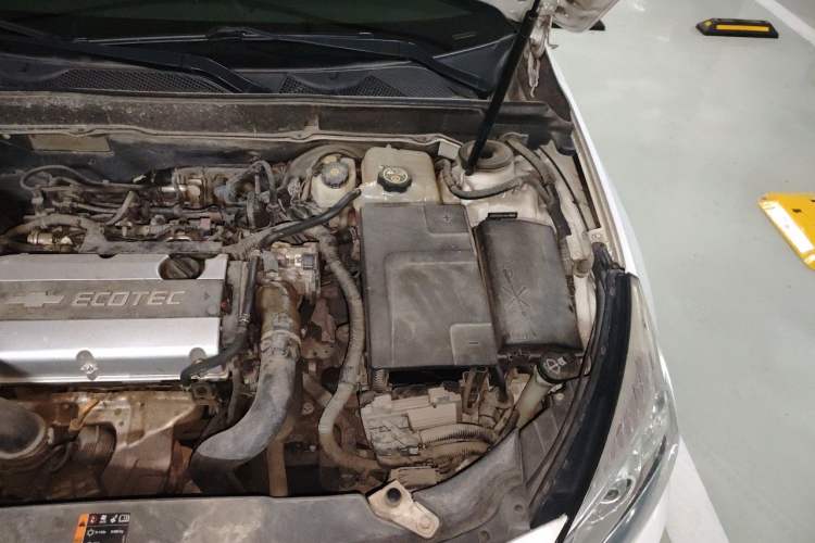 Used Chevrolet Malibu 2014 1.6T Automatic Comfort Edition Engine Bay Left