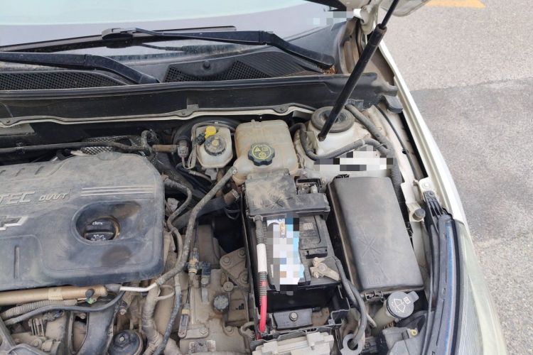 Used Chevrolet Malibu 2014 2.0L Automatic Luxury Edition Engine Bay Left