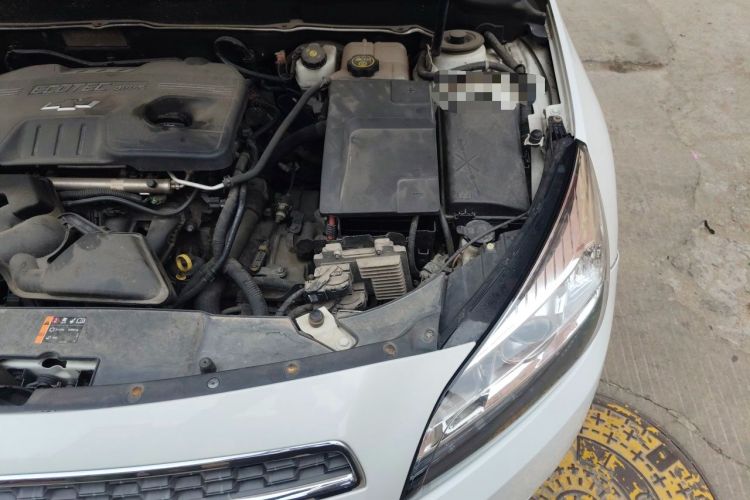 Used Chevrolet Malibu 2014 2.0L Automatic Comfort Edition Engine Bay Left