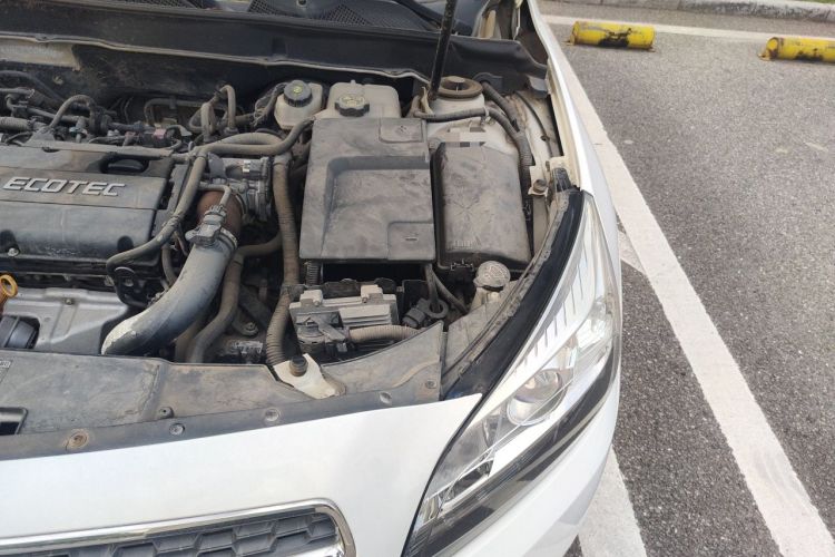 Used Chevrolet Malibu 2014 1.6T Automatic Comfort Edition Engine Bay Left