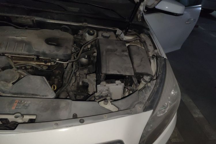 Used Chevrolet Malibu 2014 2.0L Automatic Comfort Edition Engine Bay Left