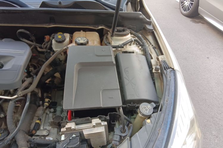 Used Chevrolet Malibu 2014 2.0L Automatic Comfort Edition Engine Bay Left