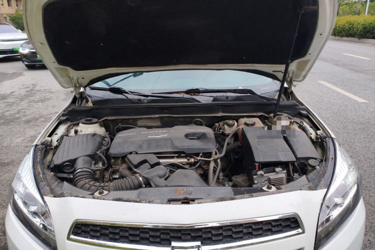 Used Chevrolet Malibu 2014 2.0L Automatic Comfort Edition Engine Bay