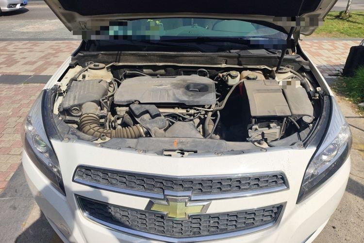 Used Chevrolet Malibu 2014 2.0L Automatic Comfort Edition Engine Bay