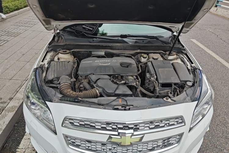 Used Chevrolet Malibu 2014 2.4L Automatic Luxury Edition Engine Bay
