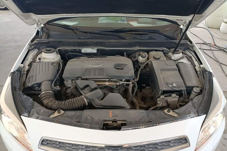 Used Chevrolet Malibu 2014 2.0L Automatic Luxury Edition Engine Bay