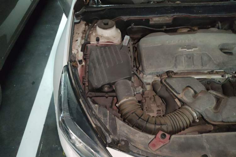 Used Chevrolet Malibu 2014 2.0L Automatic Luxury Edition Engine Bay Right