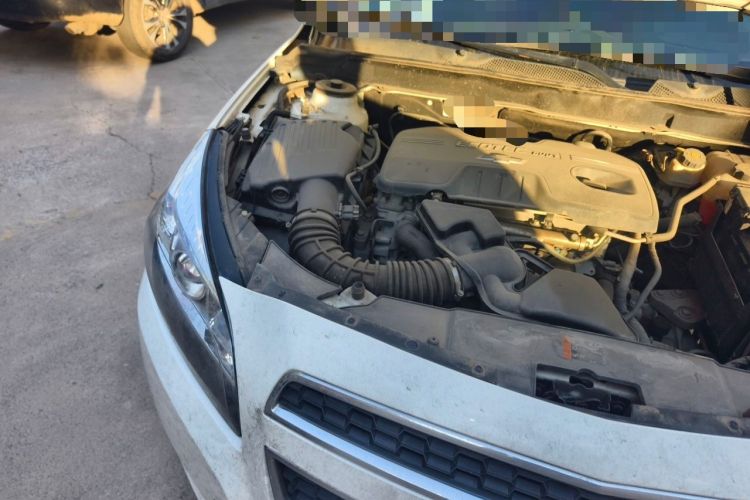 Used Chevrolet Malibu 2014 2.0L Automatic Comfort Edition Engine Bay Right