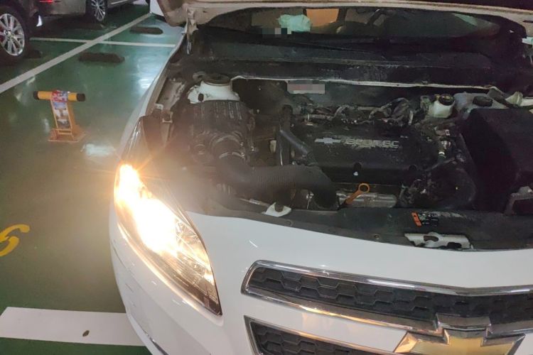 Used Chevrolet Malibu 2014 1.6T Automatic Comfort Edition Engine Bay Right