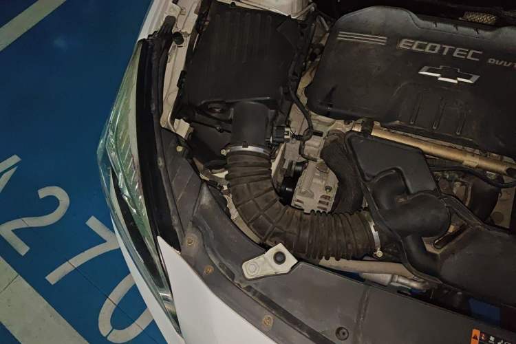 Used Chevrolet Malibu 2014 2.0L Automatic Comfort Edition Engine Bay Right