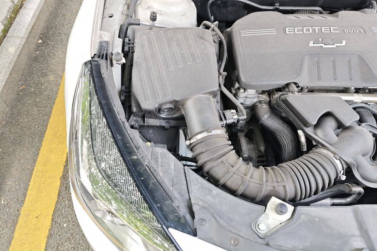 Used Chevrolet Malibu 2014 2.0L Automatic Luxury Edition Engine Bay Right