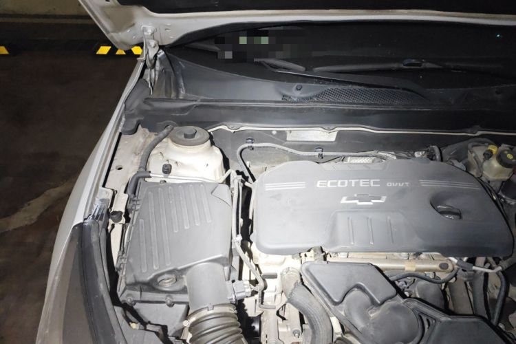 Used Chevrolet Malibu 2014 2.0L Automatic Comfort Edition Engine Bay Right