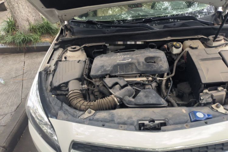 Used Chevrolet Malibu 2014 2.0L Automatic Comfort Edition Engine Bay Right