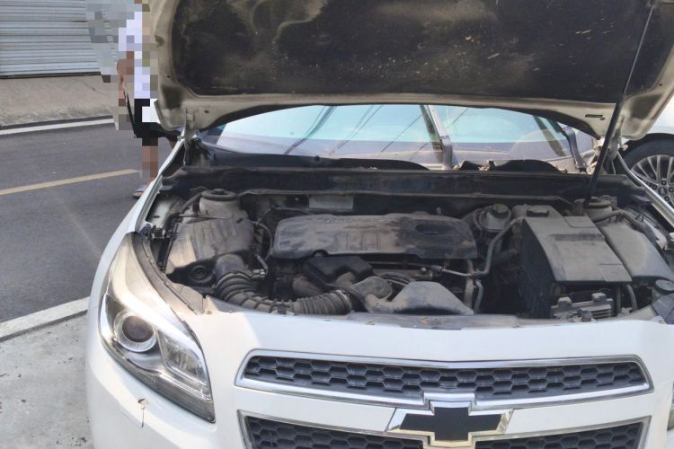 Used Chevrolet Malibu 2014 2.0L Automatic Luxury Edition Engine Bay Right