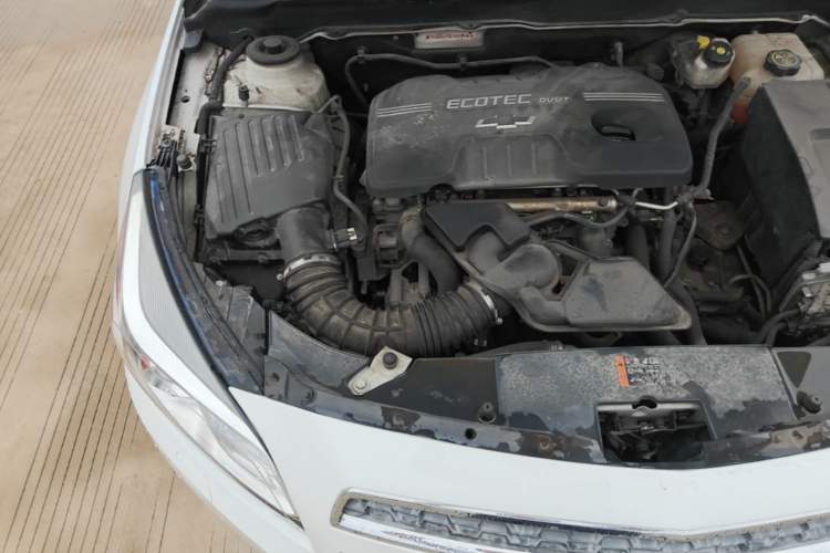 Used Chevrolet Malibu 2014 2.0L Automatic Luxury Edition Engine Bay Right