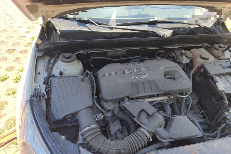 Used Chevrolet Malibu 2014 2.0L Automatic Comfort Edition Engine Bay Right