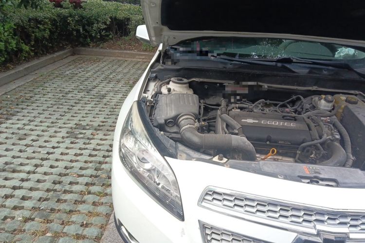 Used Chevrolet Malibu 2014 1.6T Automatic Comfort Edition Engine Bay Right