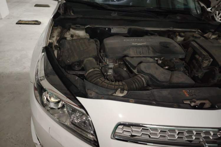 Used Chevrolet Malibu 2014 2.4L Automatic Flagship Edition Engine Bay Right