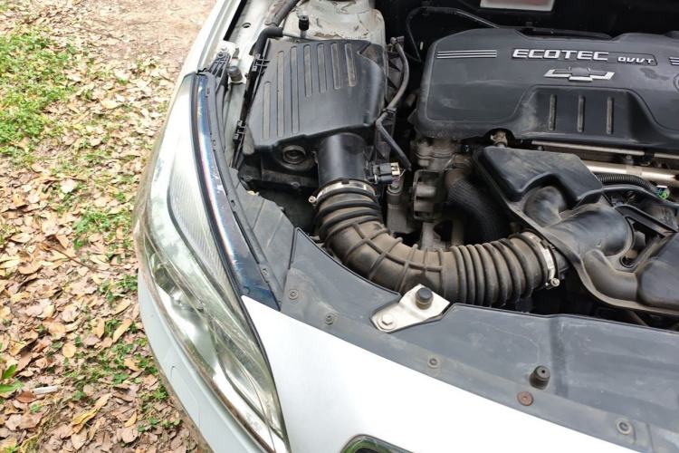 Used Chevrolet Malibu 2014 2.0L Automatic Luxury Edition Engine Bay Right