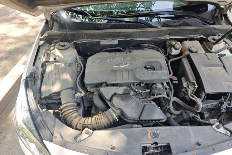 Used Chevrolet Malibu 2014 2.4L Automatic Luxury Edition Engine Bay Right