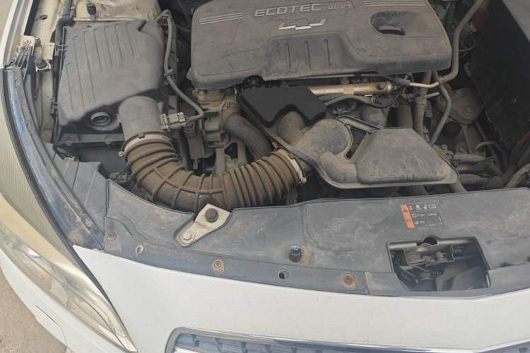 Used Chevrolet Malibu 2014 2.0L Automatic Luxury Edition Engine Bay Right