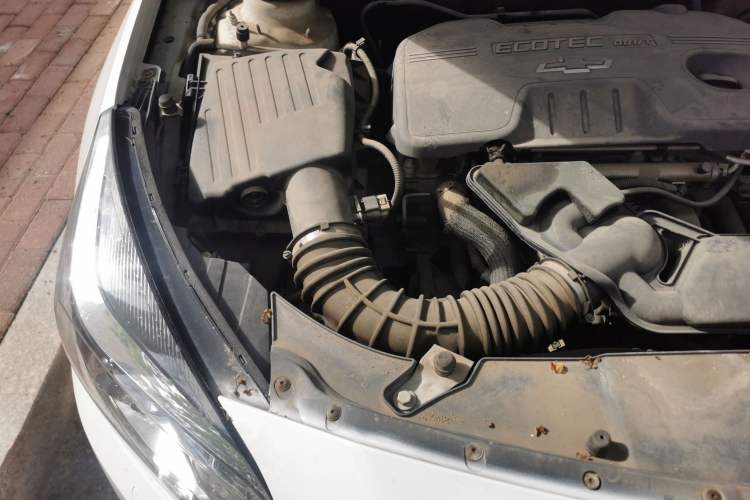 Used Chevrolet Malibu 2014 2.0L Automatic Luxury Edition Engine Bay Right