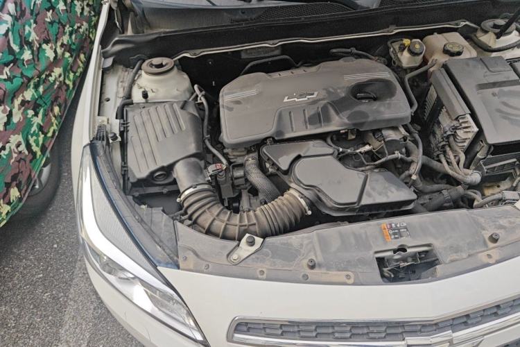 Used Chevrolet Malibu 2014 2.4L Automatic Luxury Edition Engine Bay Right