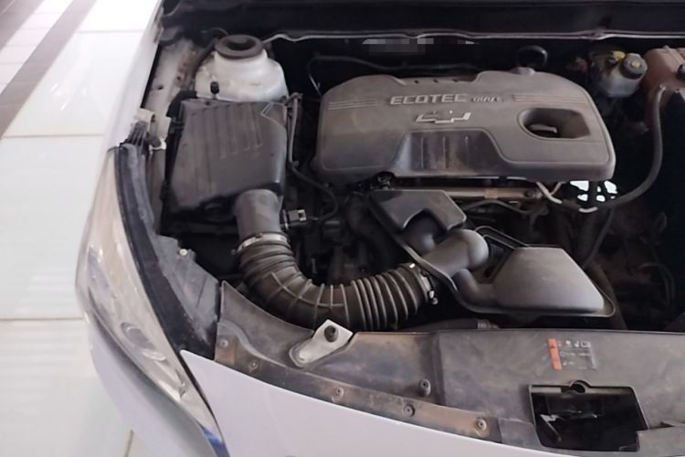 Used Chevrolet Malibu 2014 2.0L Automatic Comfort Edition Engine Bay Right