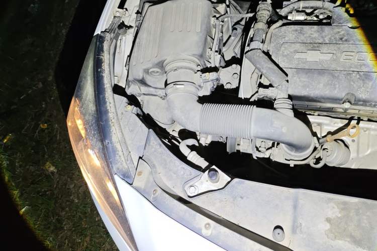 Used Chevrolet Malibu 2014 1.6T Automatic Comfort Edition Engine Bay Right
