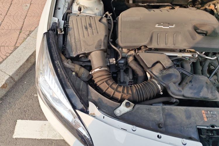 Used Chevrolet Malibu 2014 2.0L Automatic Comfort Edition Engine Bay Right