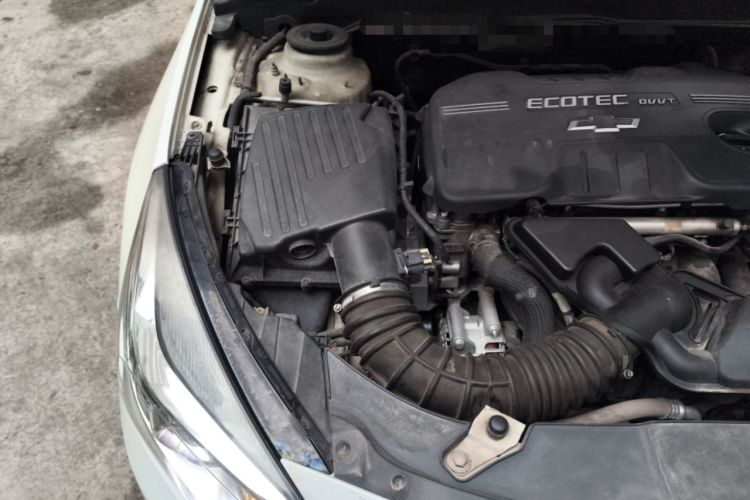 Used Chevrolet Malibu 2014 2.0L Automatic Luxury Edition Engine Bay Right
