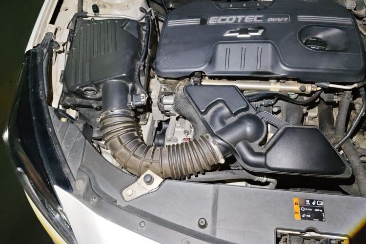 Used Chevrolet Malibu 2014 2.0L Automatic Luxury Edition Engine Bay Right