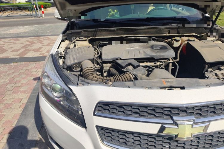Used Chevrolet Malibu 2014 2.0L Automatic Comfort Edition Engine Bay Right