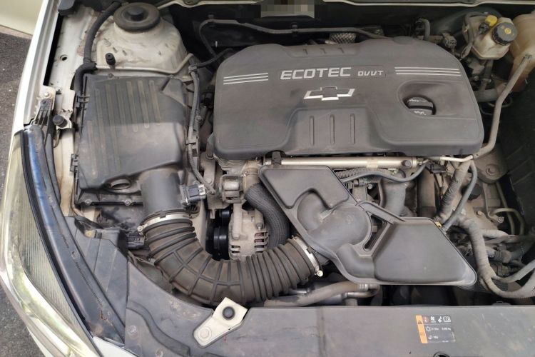 Used Chevrolet Malibu 2014 2.0L Automatic Luxury Edition Engine Bay Right