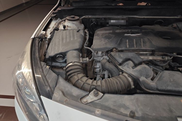 Used Chevrolet Malibu 2014 2.0L Automatic Comfort Edition Engine Bay Right