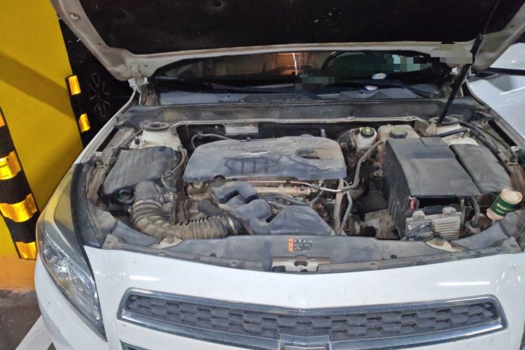 Used Chevrolet Malibu 2014 2.0L Automatic Luxury Edition Engine Bay Right