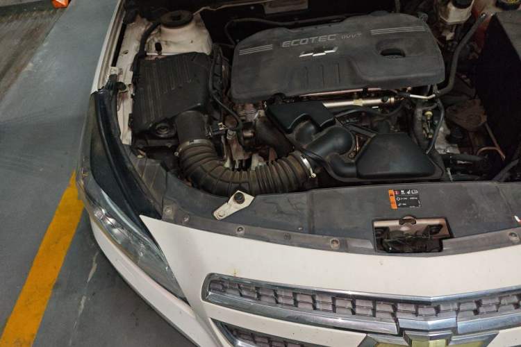 Used Chevrolet Malibu 2014 2.0L Automatic Luxury Edition Engine Bay Right
