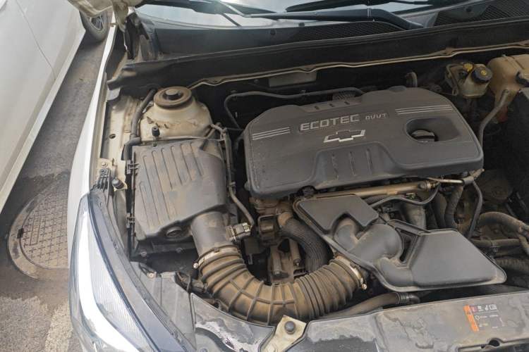 Used Chevrolet Malibu 2014 2.0L Automatic Luxury Edition Engine Bay Right