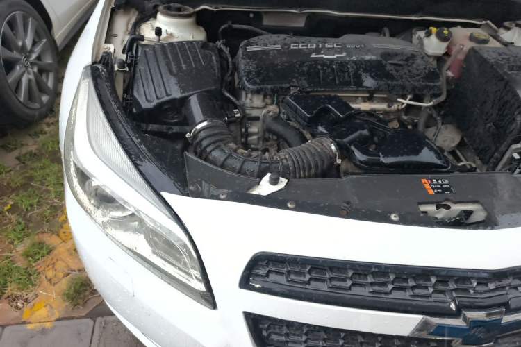 Used Chevrolet Malibu 2014 2.0L Automatic Luxury Edition Engine Bay Right