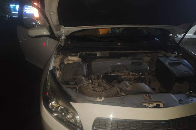 Used Chevrolet Malibu 2014 2.0L Automatic Luxury Edition Engine Bay Right