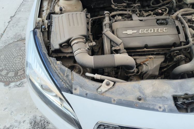 Used Chevrolet Malibu 2014 1.6T Automatic Comfort Edition Engine Bay Right