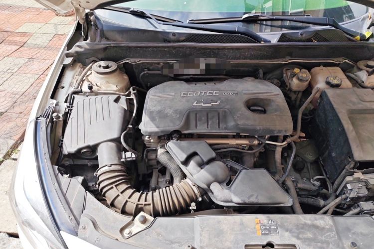 Used Chevrolet Malibu 2014 2.0L Automatic Luxury Edition Engine Bay Right