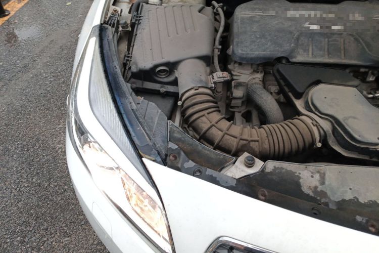 Used Chevrolet Malibu 2014 2.4L Automatic Luxury Edition Engine Bay Right
